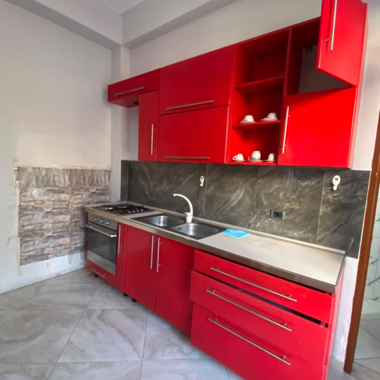 Qera | Shtëpi private 1 + 1 | Paskuqan | 350 €/muaj 3