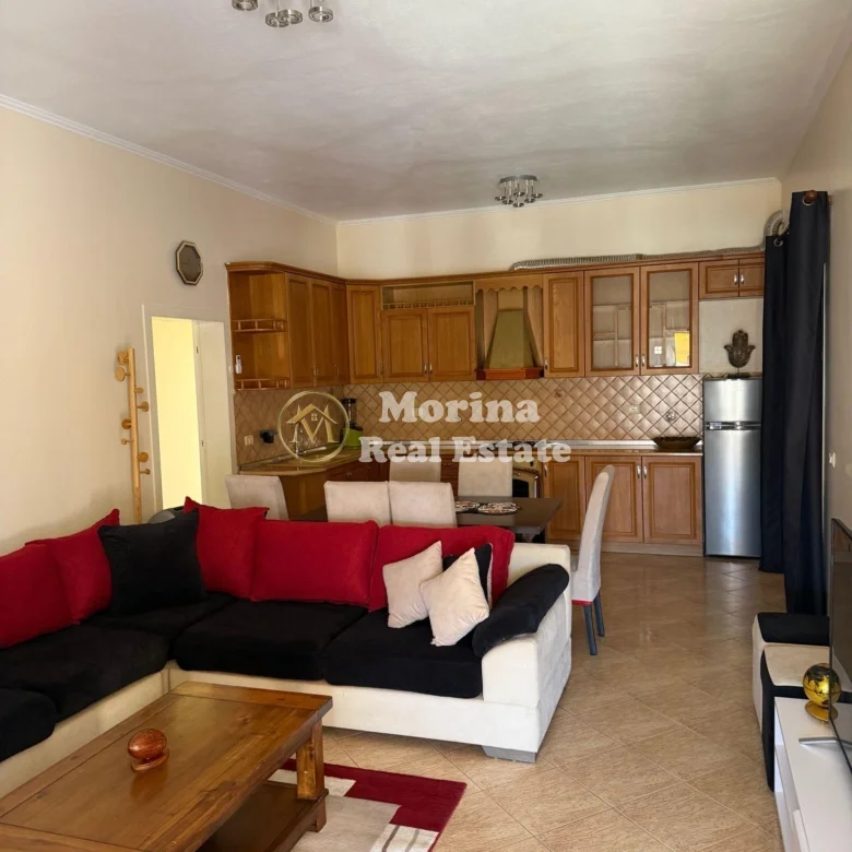 Qera | Shtëpi private 3 + 1 | Allias | 600 €/muaj 2