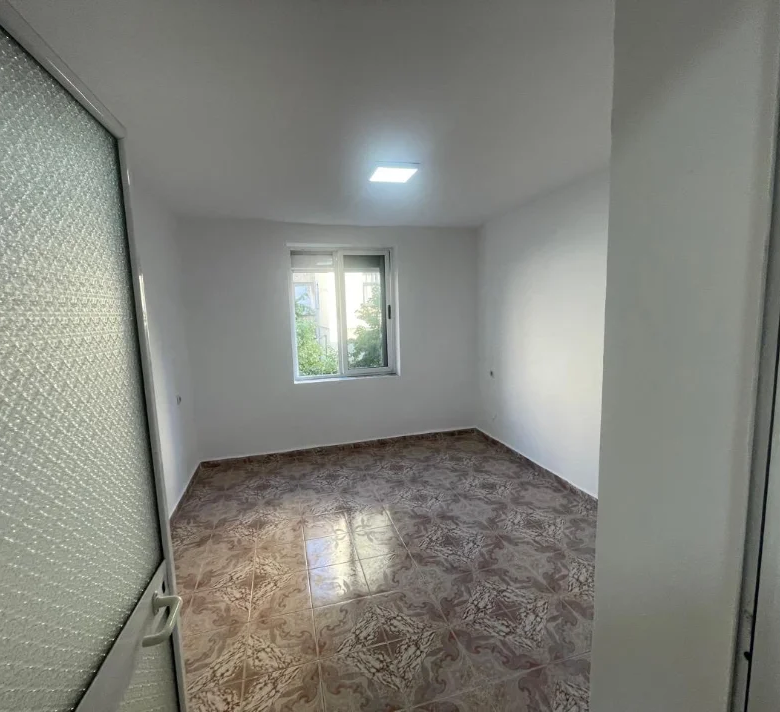 Qera | Apartament 2 + 1 | Rruga Ferit Xhajko | 500 €/muaj 3