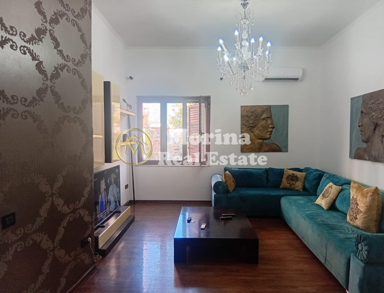 Qera | Apartament 2 + 1 | Qender- Rruga e Barrikadave | 1200 €/muaj