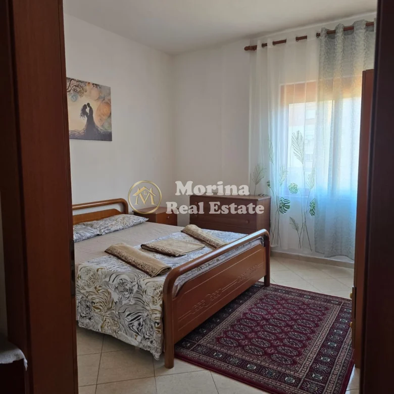 Qera | Shtëpi private 2 + 1 | Rruga Siri Kodra | 650 €/muaj 2