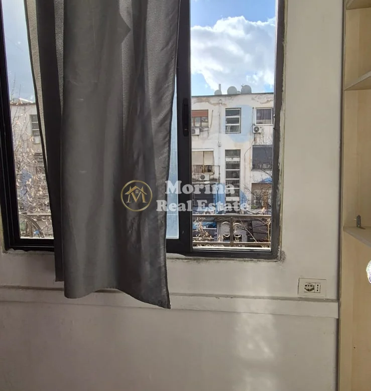 Shitje | Apartament 2 + 1 | Rruga Bardhyl | 128000 € 3