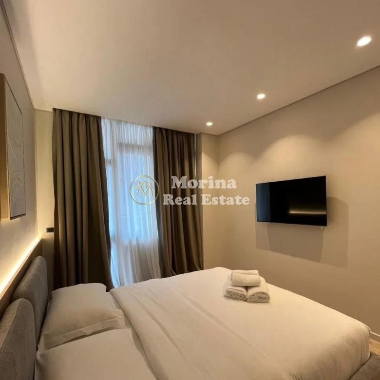 Shitje | 3 Apartamente | Rruga e Dibrës | 400000 € 3