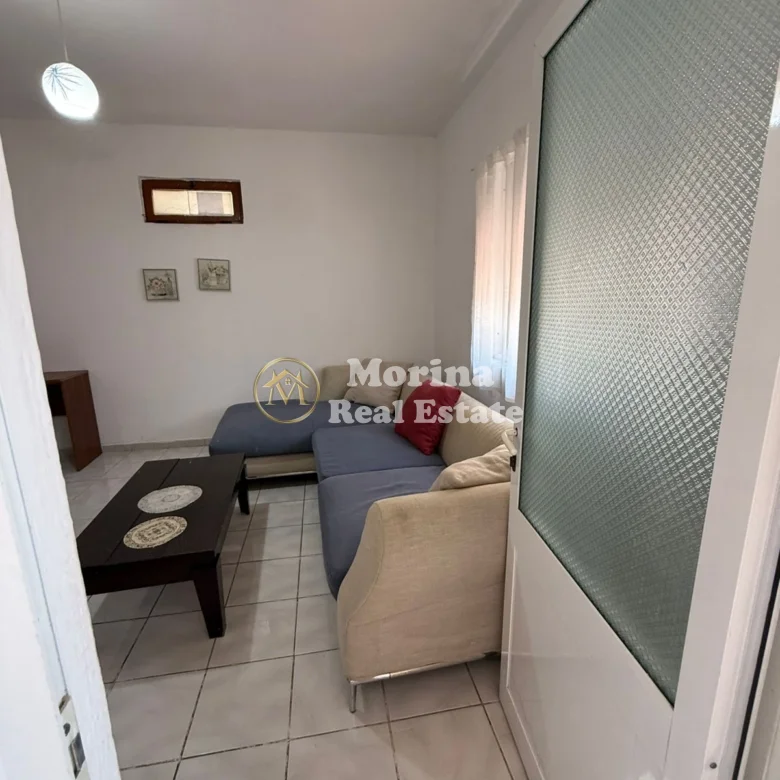 Qera | Shtëpi private 1 + 1 | Selvia | 400 €/muaj 2