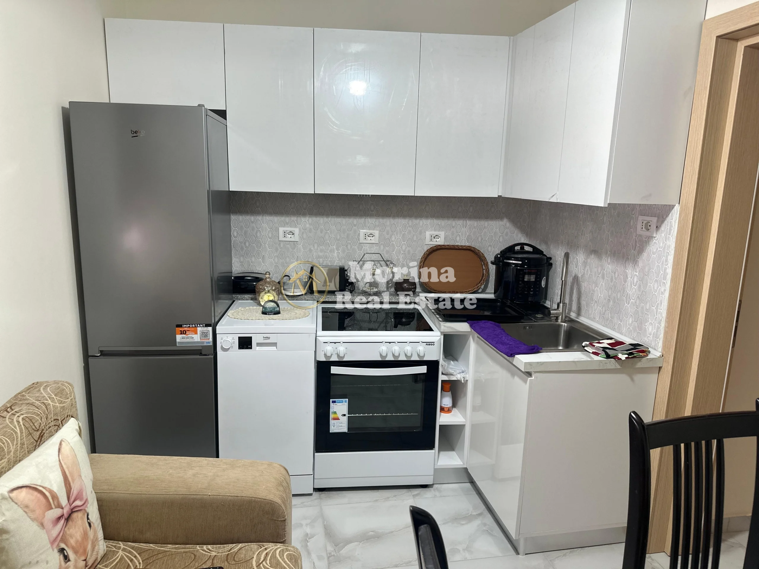 Qera | Shtëpi private 2 + 1 | Rruga Shefqet Kuka | 450 €/muaj