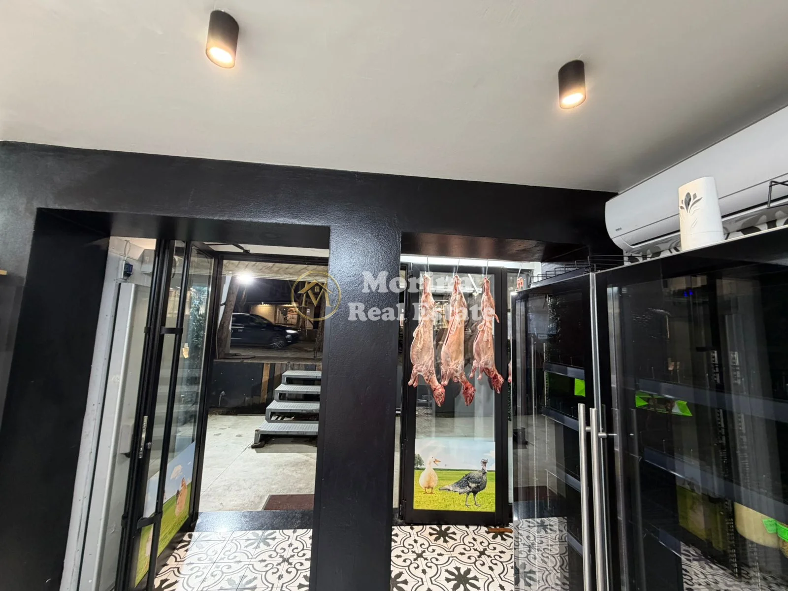 Shitje | Aktiviteti i Biznesit | Rruga Ferit Xhajko | 33000 €