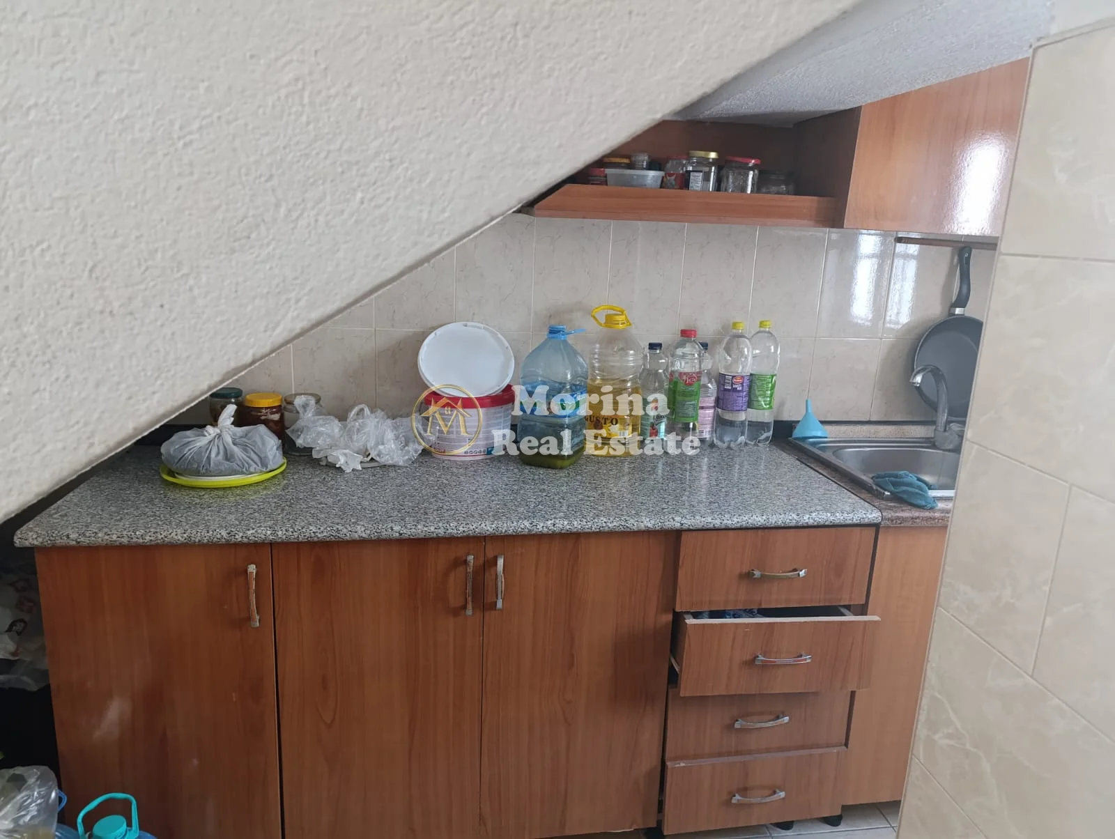 Shitje | Vilë 8 + 1 | Durrës | 630000 €