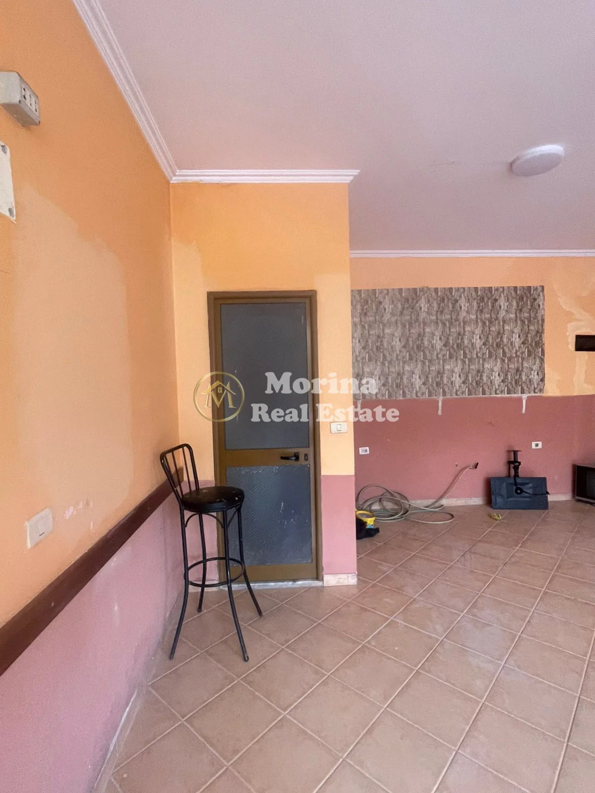 Shitje | Ambjent Biznesi | Kinostudio | 105000 €