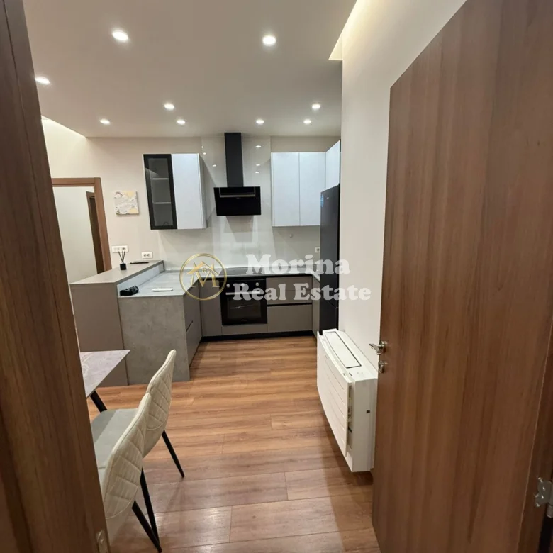 Qera | Apartament 2 + 1 | Farmacia 10 | 700 €/muaj 4