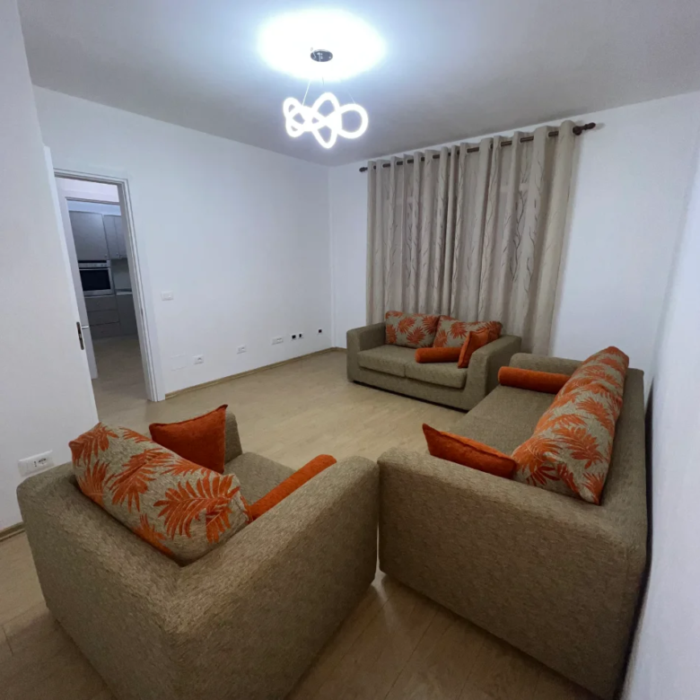 Qera | Apartament 2 + 1 | Yzberisht | 400 €/muaj