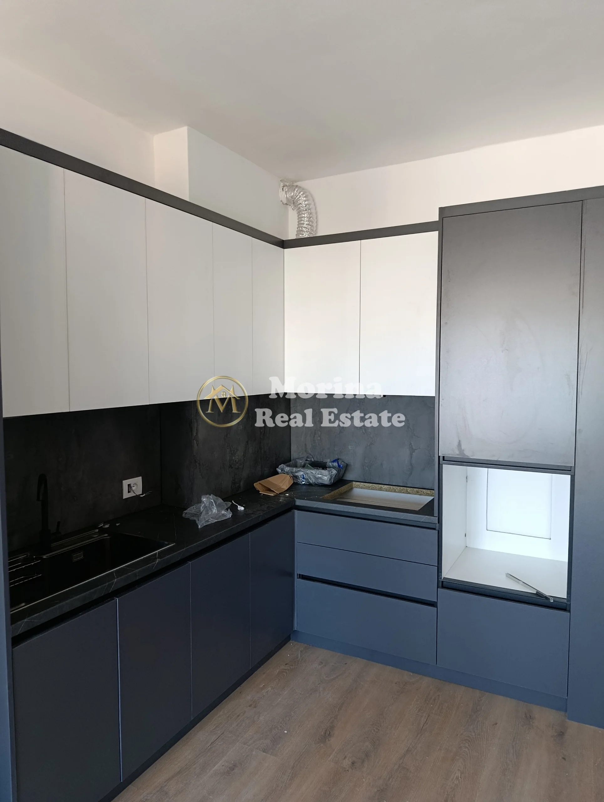 Qera | Apartament 2 + 1 | Rruga 5 Maji | 600 €/muaj