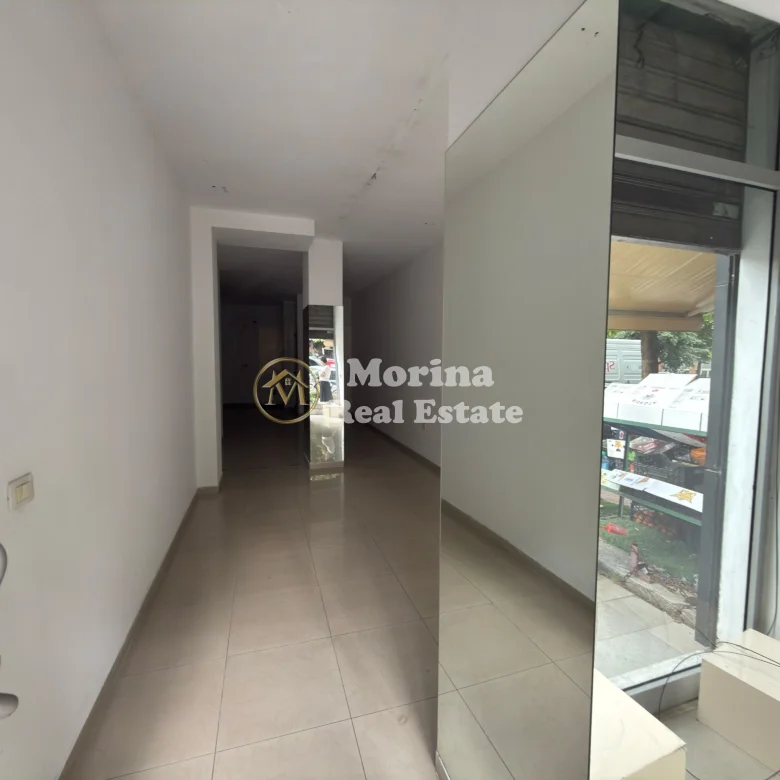 Qera | Ambjent Biznesi | Kristal Center | 800 €/muaj 2