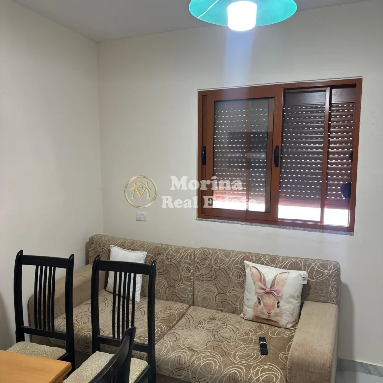 Qera | Shtëpi private 2 + 1 | Rruga Shefqet Kuka | 450 €/muaj 3