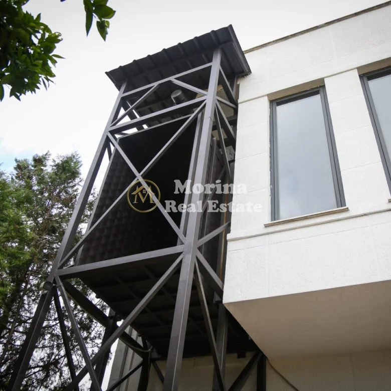 Shitje | Ambjent Biznesi | Ura e Dajlanit | 590000 €