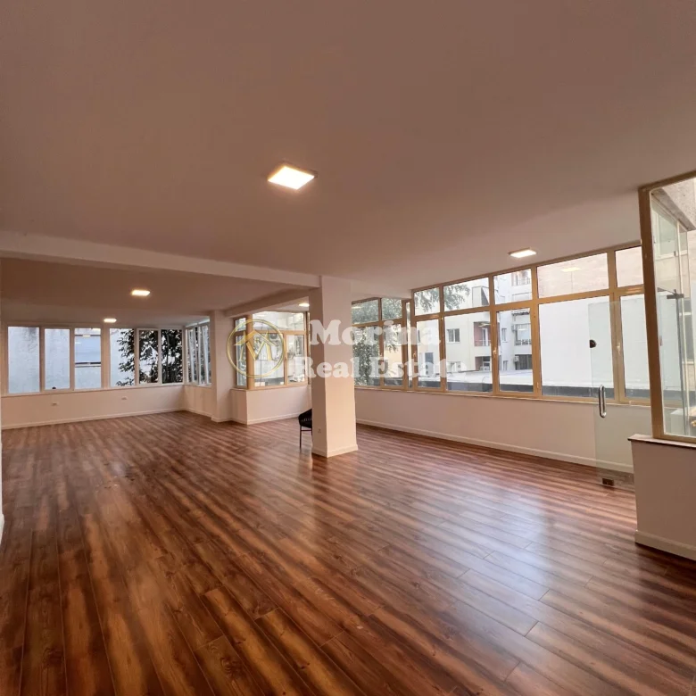 Qera | Ambjent Biznesi | Liqeni i Thatë | 1800 €/muaj