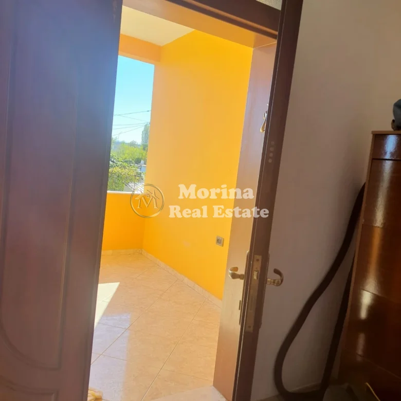 Qera | Shtëpi private 2 + 1 | Rruga jusuf gervalla | 500 €/muaj 4