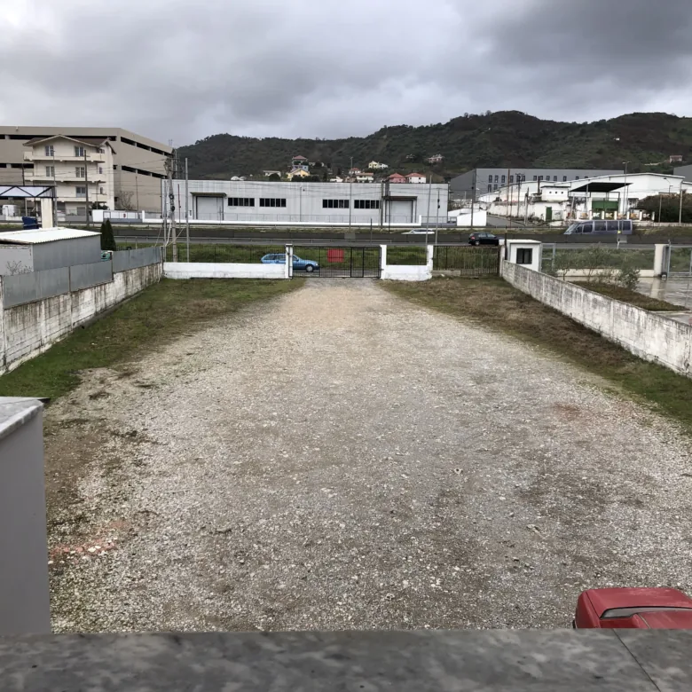 Qera | Magazinë | Vorë | 5900 €/muaj