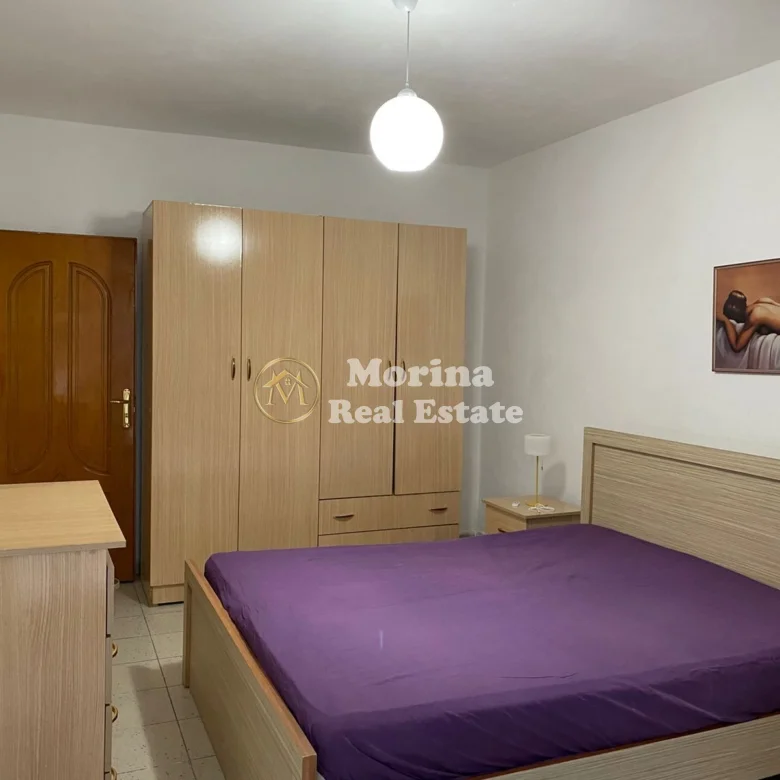 Qera | Shtëpi private 1 + 1 | Laprakë | 380 €/muaj 2
