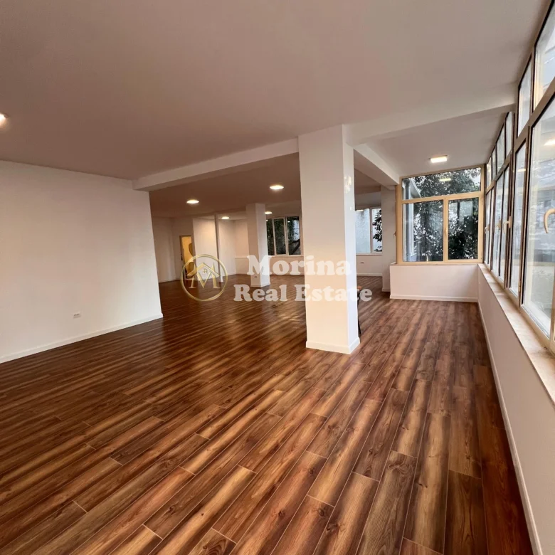 Qera | Ambjent Biznesi | Liqeni i Thatë | 1800 €/muaj
