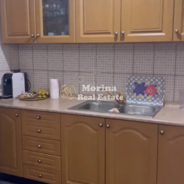 Qera | Apartament 3 + 1 | Rruga Irfan Tomini | 650 €/muaj 3