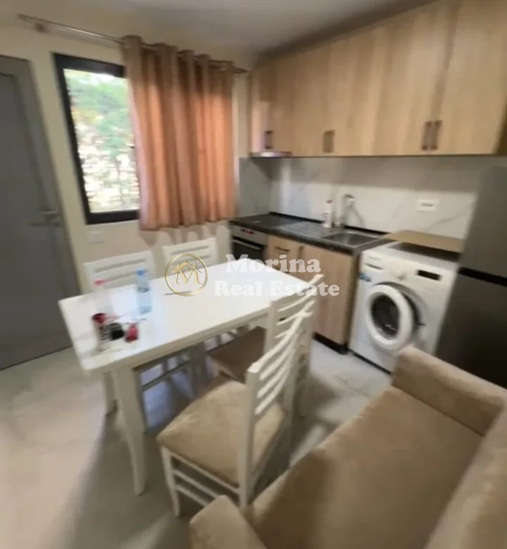 Qera | Apartament 1 + 1 | Shkolla e bashkuar 350 €/muaj 2