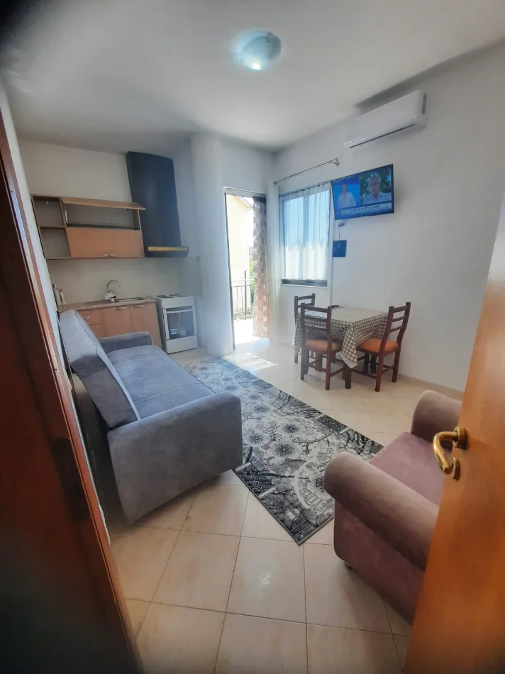 Qera | Apartament 1 + 1 | Ali Demi | 350 €/muaj