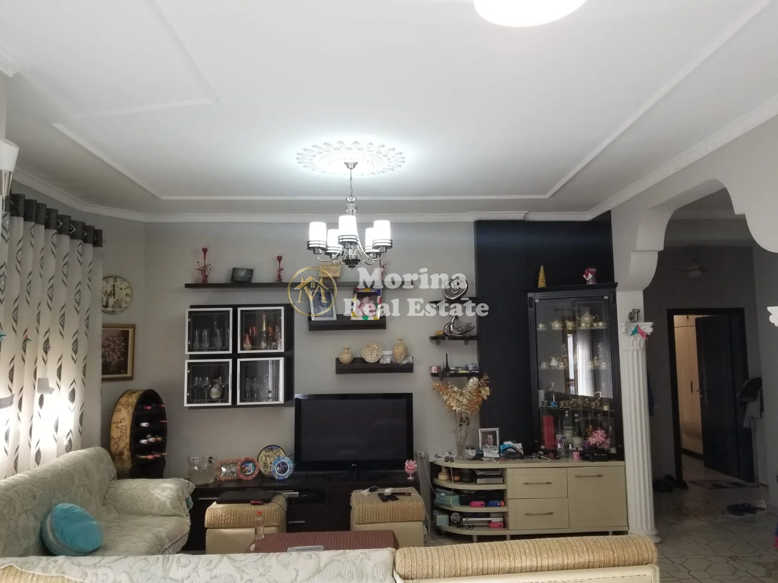 Shitje | Vilë 4 Kateshe + papafingo+ garazh | Selitë | 730000 €