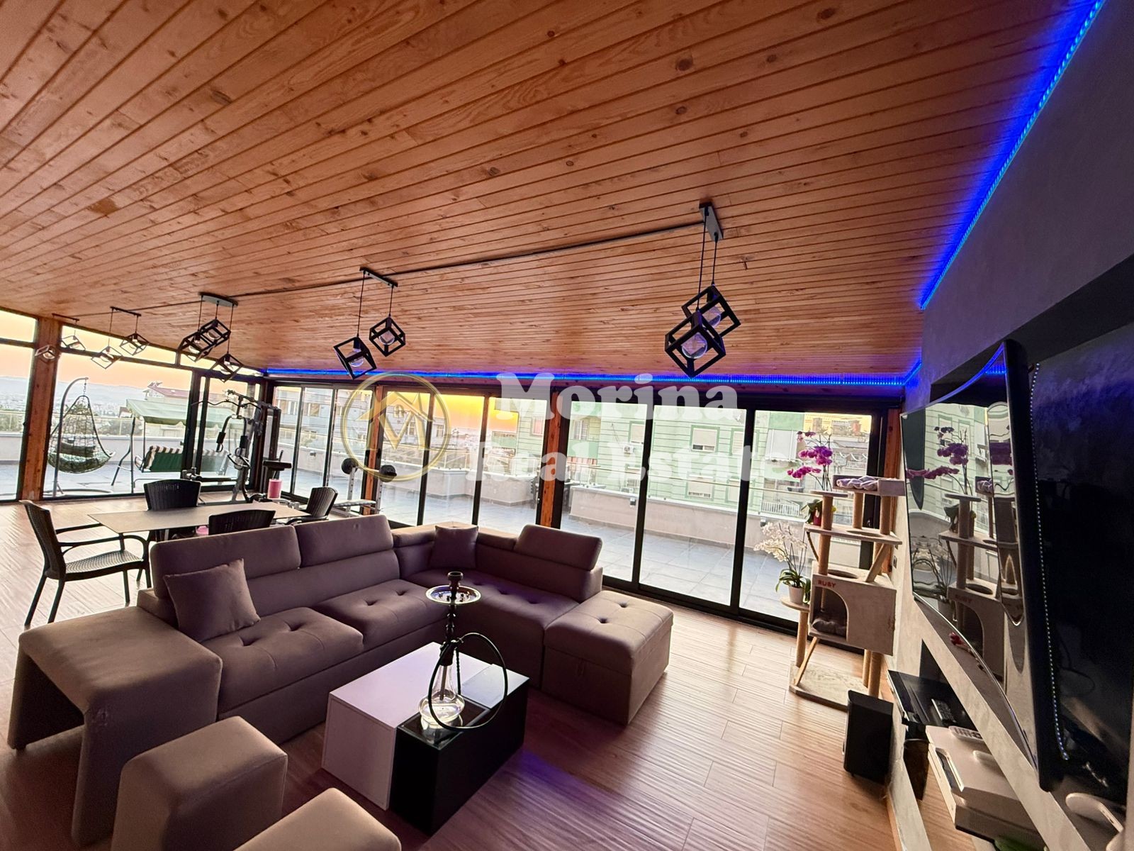 Shitje, Apartament + Verande,Penthouse,Fresku, Cmimi 300000 Euro(Qesarake)