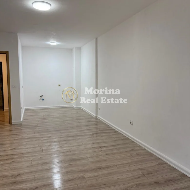 Qera | Ambjent Biznesi | Bulevardi Gjergj Fishta | 800 €/muaj 4