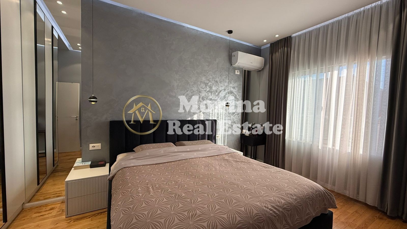 Shitje, Apartament + Verande,Penthouse,Fresku, Cmimi 300000 Euro(Qesarake)