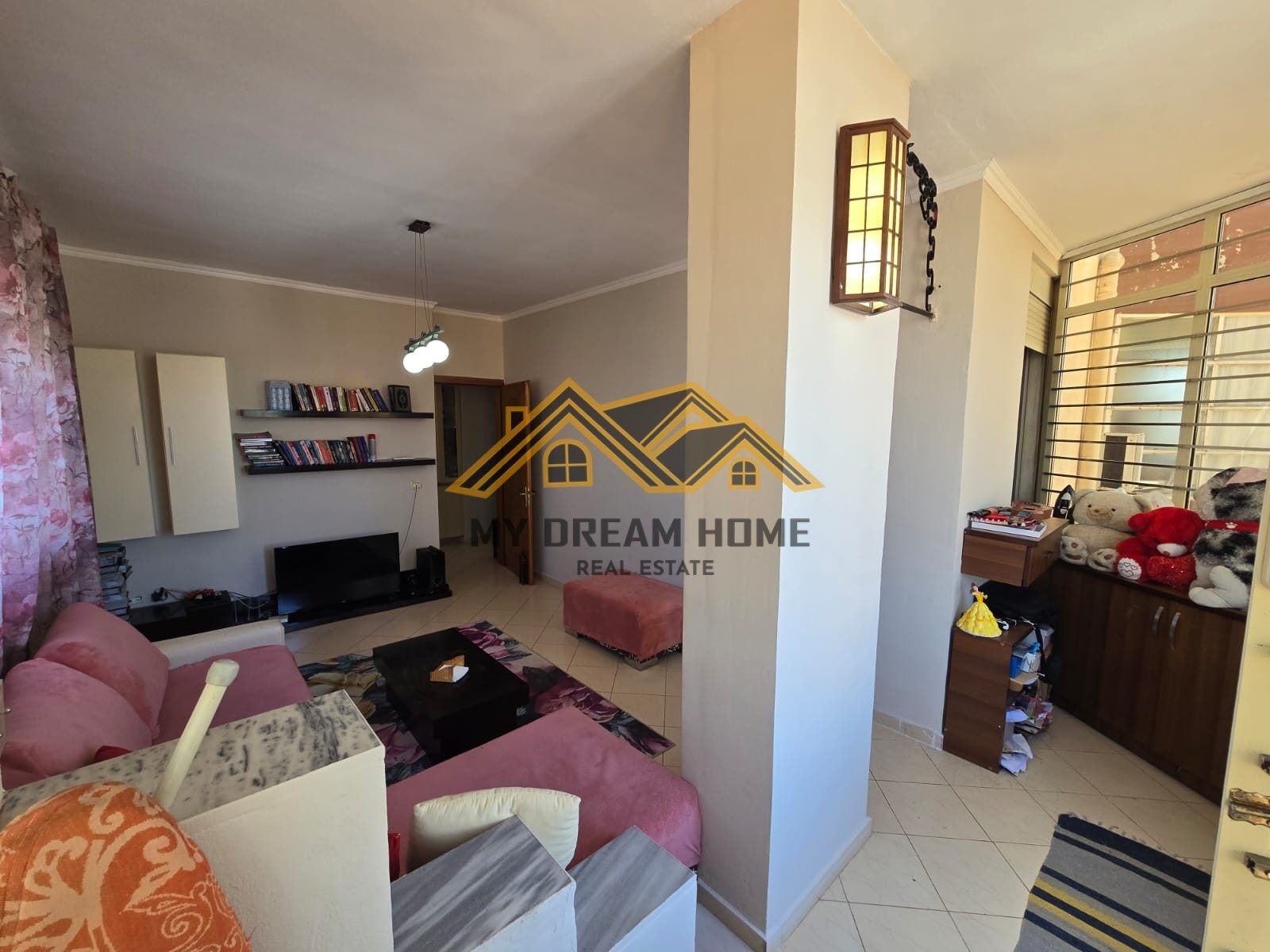 SHitet Apartament 2+1 Pran Galaktikut, Durrës!! 2