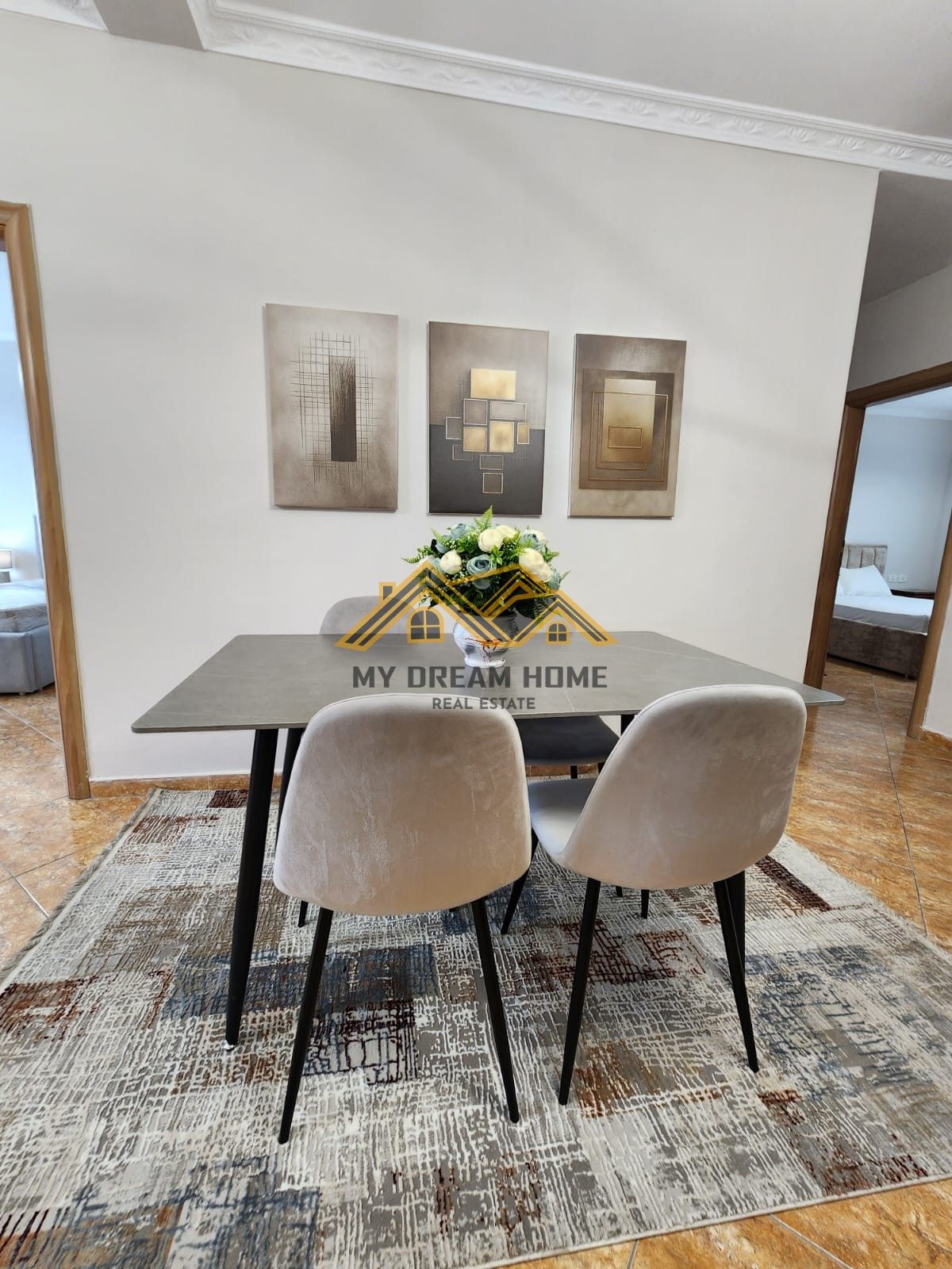 SHITET APARTAMENT TEK KOMPLEKSI EKA PLAZH DURRES! 3