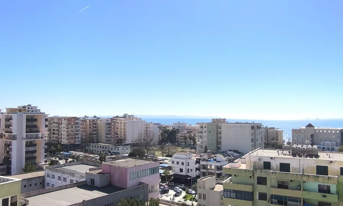 SHITET APARTAMENT 2+1 ME PAMJE DETI PLAZH DURRES 2