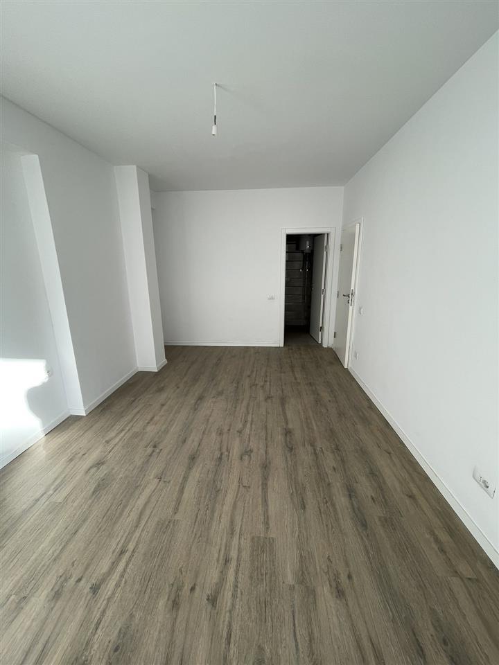 Banesa me qera ne lagjen Mati 1. 4