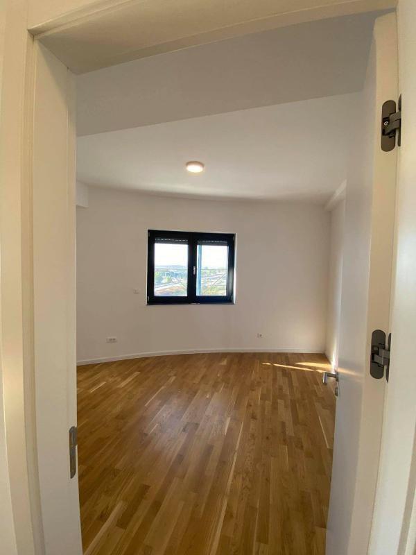 Banese/Zyre me qera ne Lakrishte 'Dukagjini Residence' 4