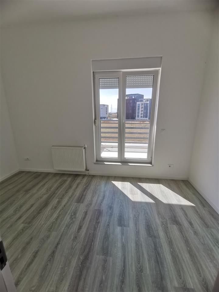 Penthouse me qera ne Emshir. 2