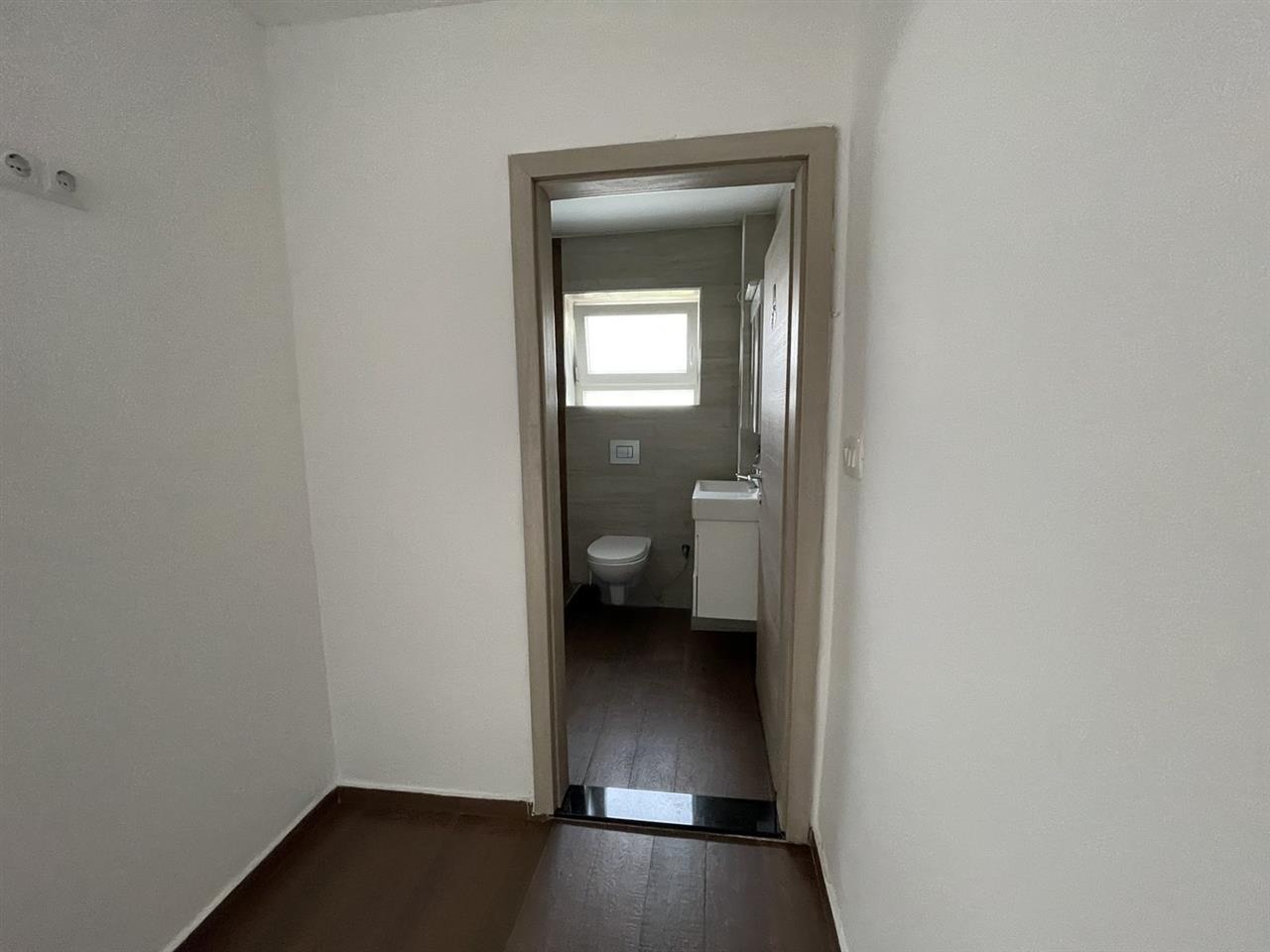 Zyre me qera ne lagjen Ulpiana. 4