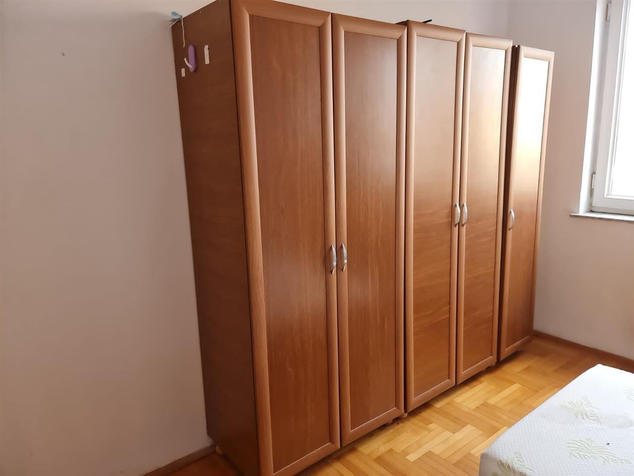 Banesa me qera ne lagjen Bregu i Diellit. 4