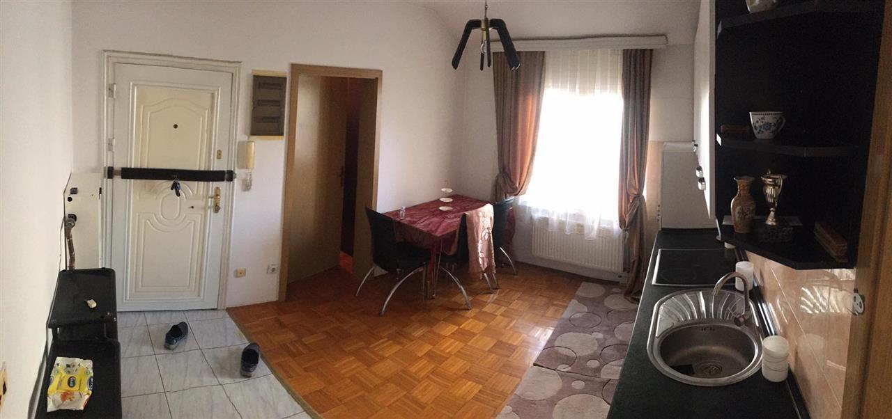 Banese me qera tek 4 Llullat. 3