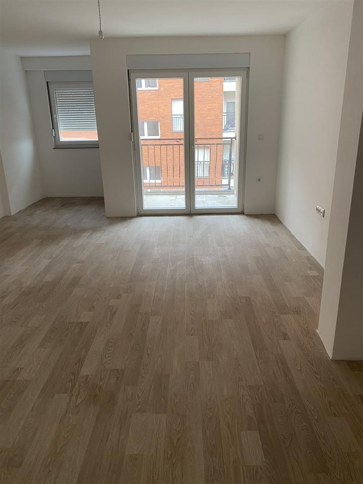 Banes ne shitje, Mati 1, 107m2