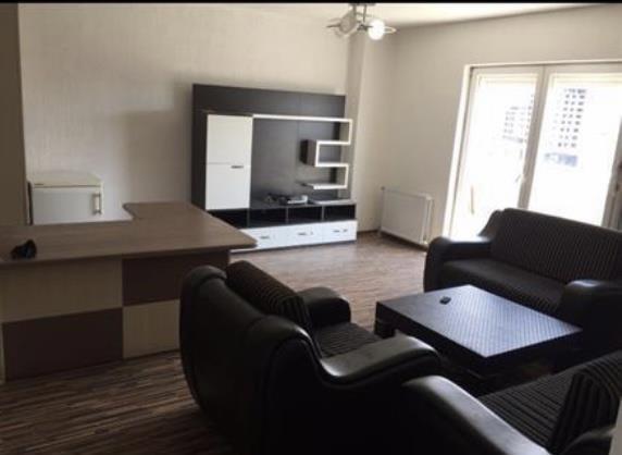 Pent house me qera ne Lakrisht.