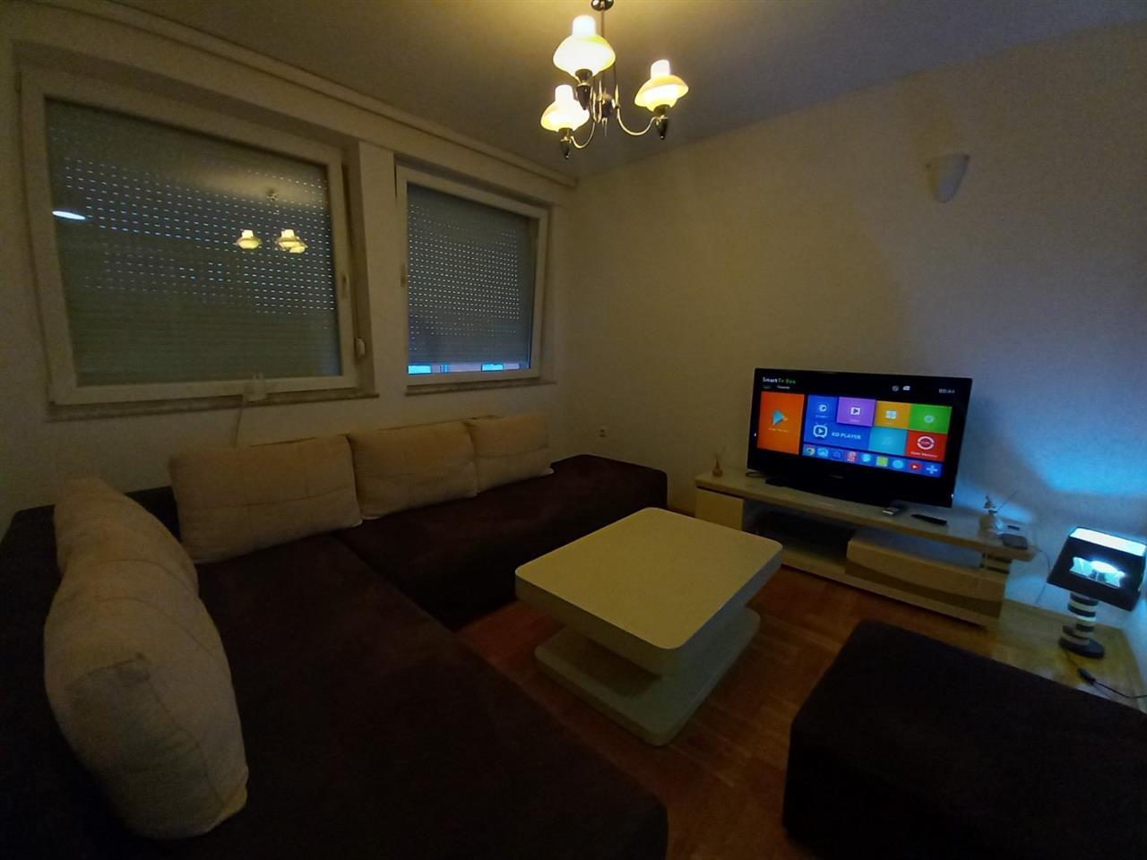 Banesa me qera ne Arberi. 2