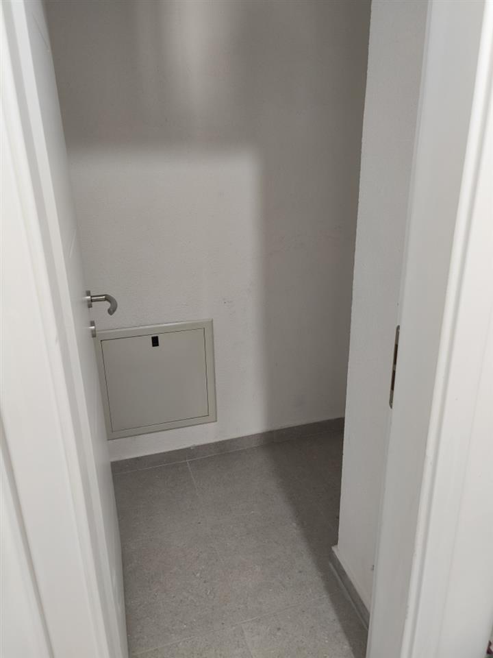 Banesa me qera ne lagjen e Spitalit. 4