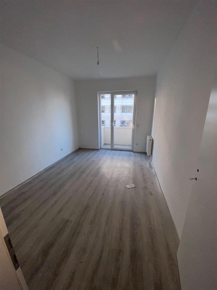 Banesa me qera ne Fushë Kosovë 4