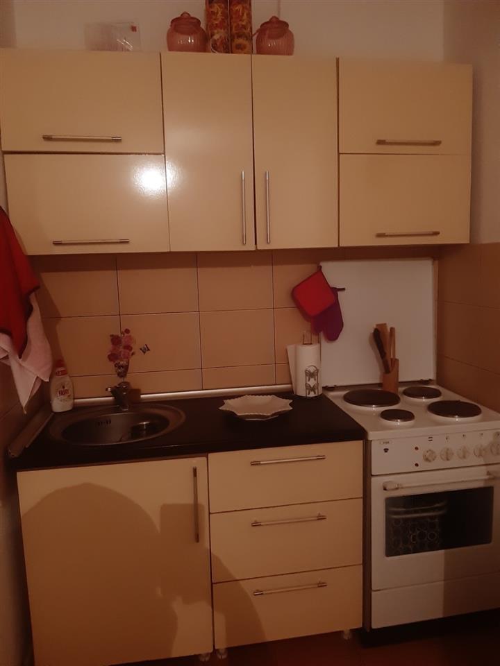 Banesa me qera rruges per Germi. 3
