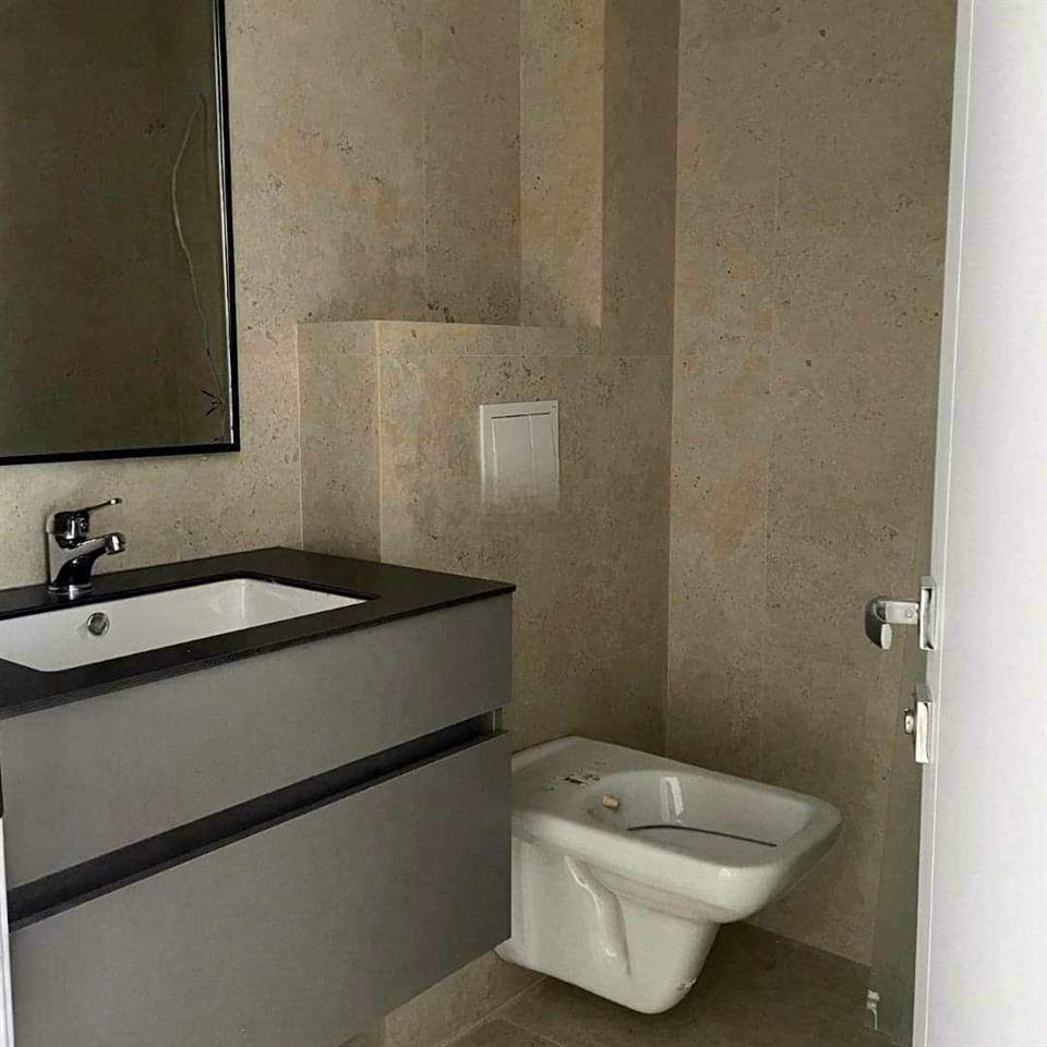 Lokal me qera në lagjen Mati 1. 3