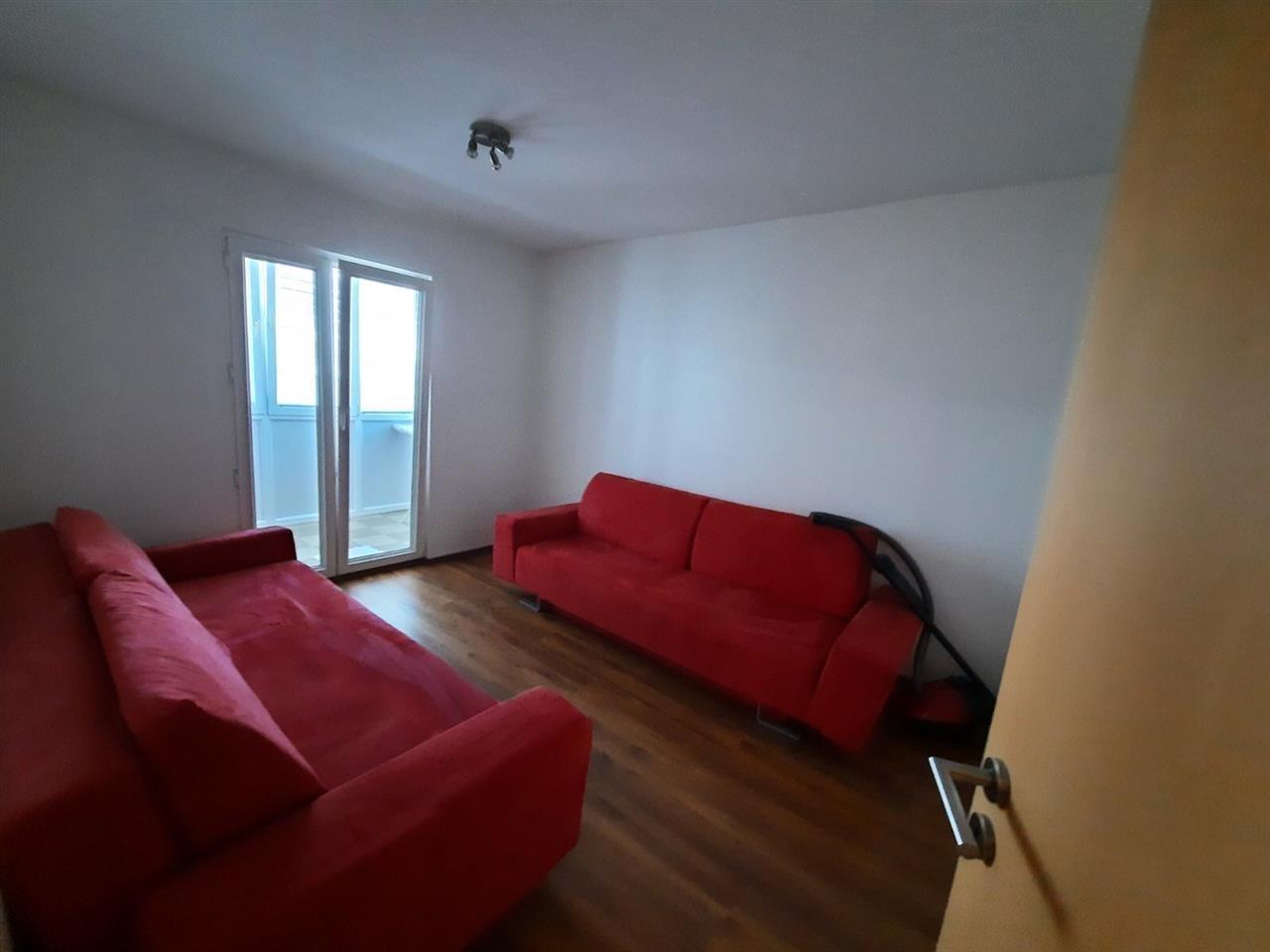 Banese me qera ne lagjen Dardania. 4