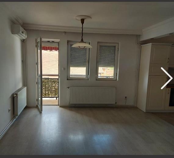 Zyre me qera ne lagjen Ulpiana .