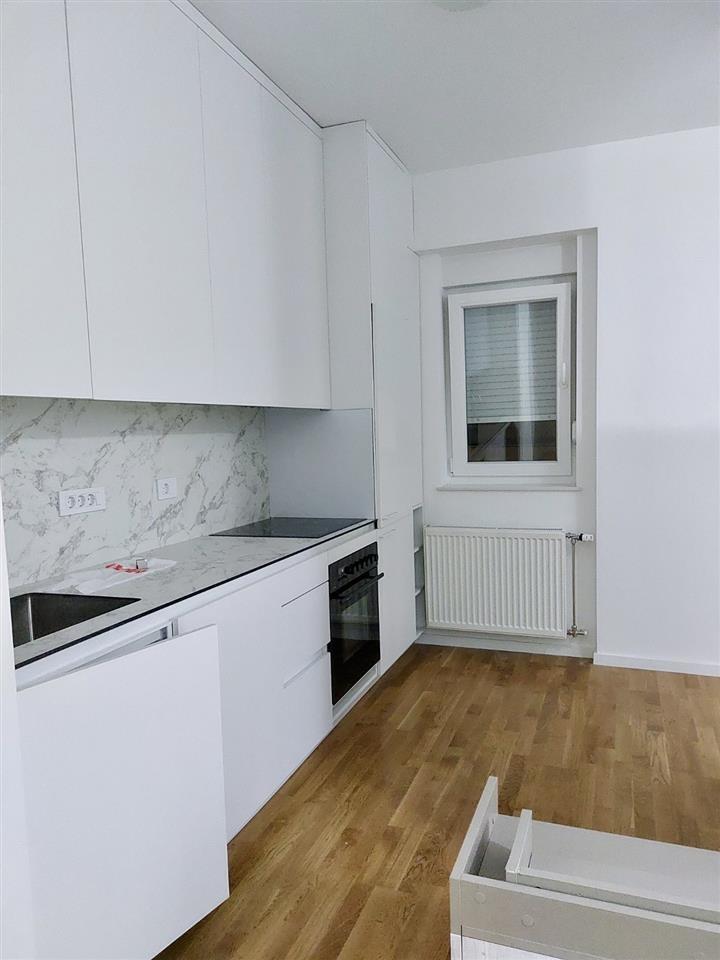 Banes Duplex me qera ne lagjen Emshir . 3