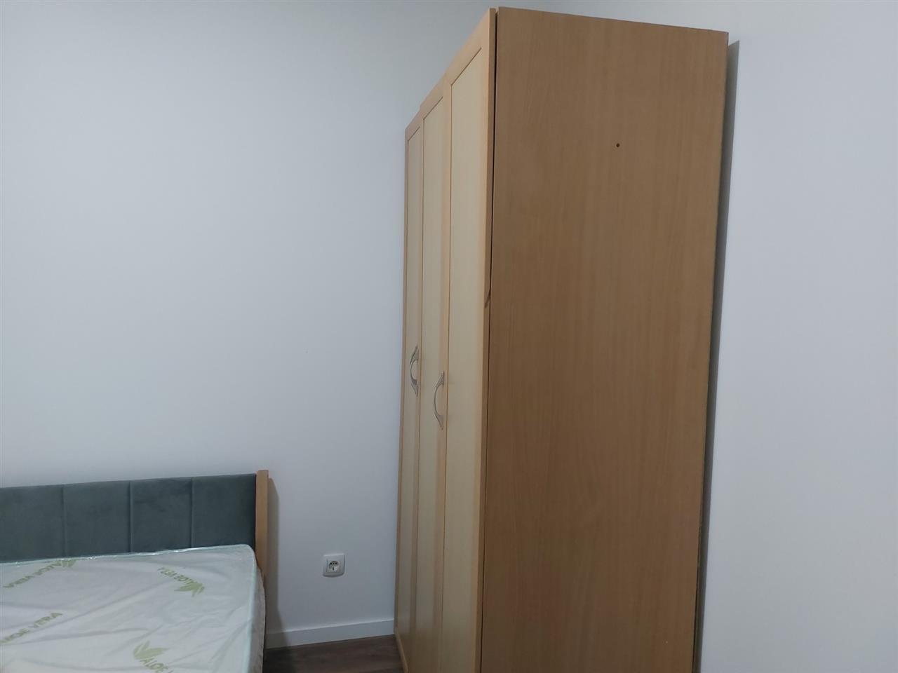 Banesa me qera te Mati 1. 4